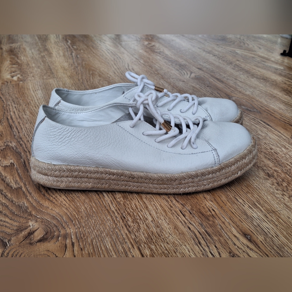 Via Mia White Leather Espadrille Sneakers- 6
